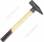 Молоток  600гр. кован.квадрат.боёк, дер.ручк.